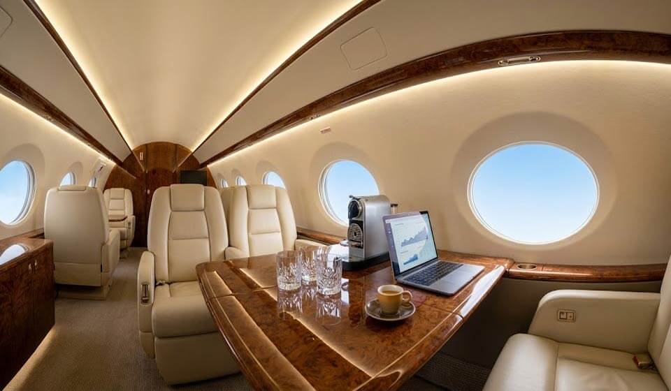 The Ultimate Guide To Private Jet Amenities: What To Expect Onboard